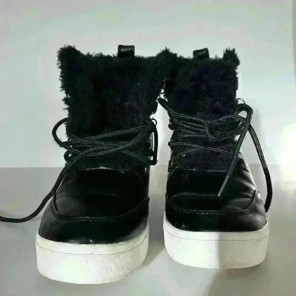 Brash Wedge Lace Up Boots with Faux Fur - Picture 2 of 7